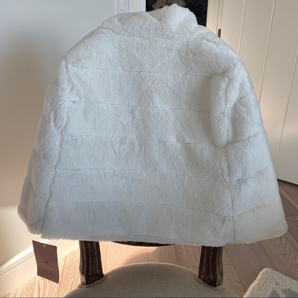 BHLDN Faux Fur Wrap - Picture 2 of 8